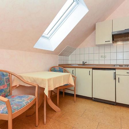 Hotel-Pension Altes Siel Бензерзил Екстериор снимка