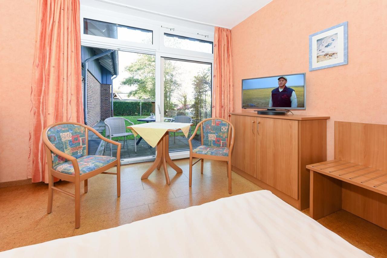 Hotel-Pension Altes Siel Бензерзил Екстериор снимка