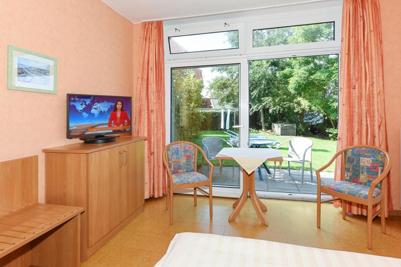 Hotel-Pension Altes Siel Бензерзил Екстериор снимка
