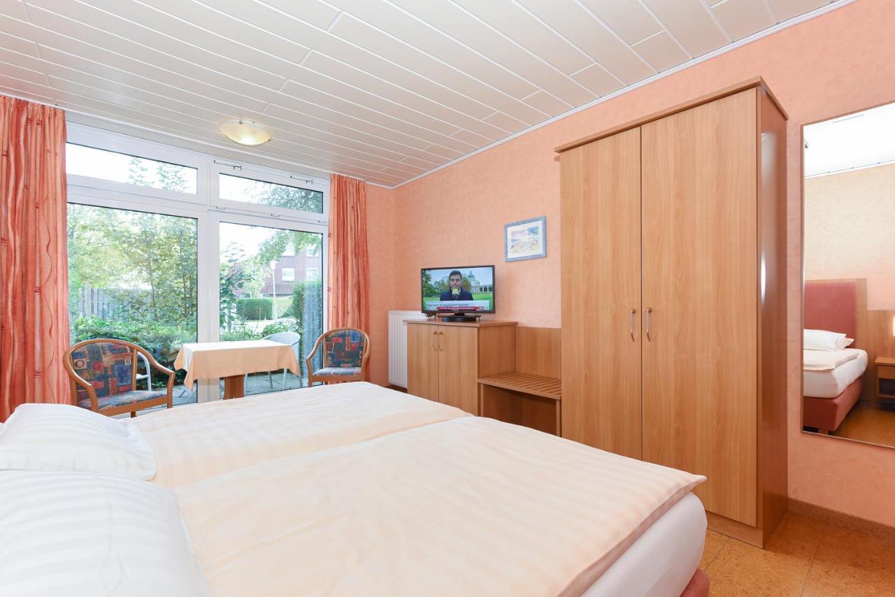 Hotel-Pension Altes Siel Бензерзил Екстериор снимка