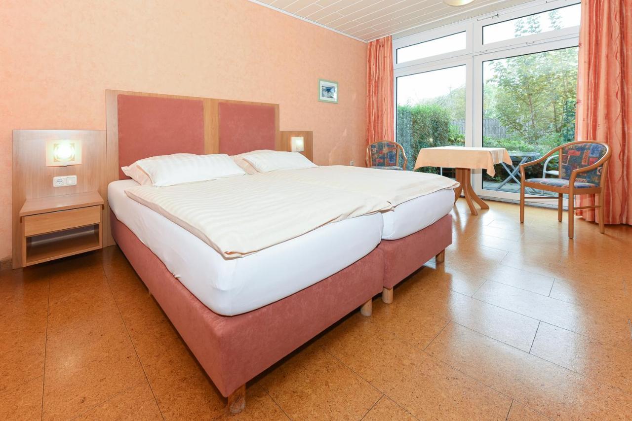 Hotel-Pension Altes Siel Бензерзил Екстериор снимка